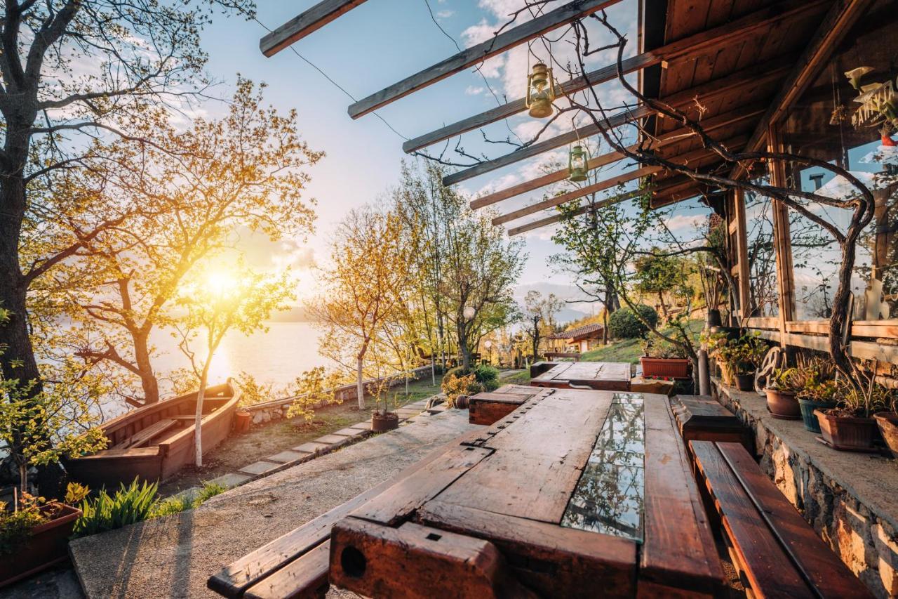 Robinson Sunset Guest House Lagadin Extérieur photo