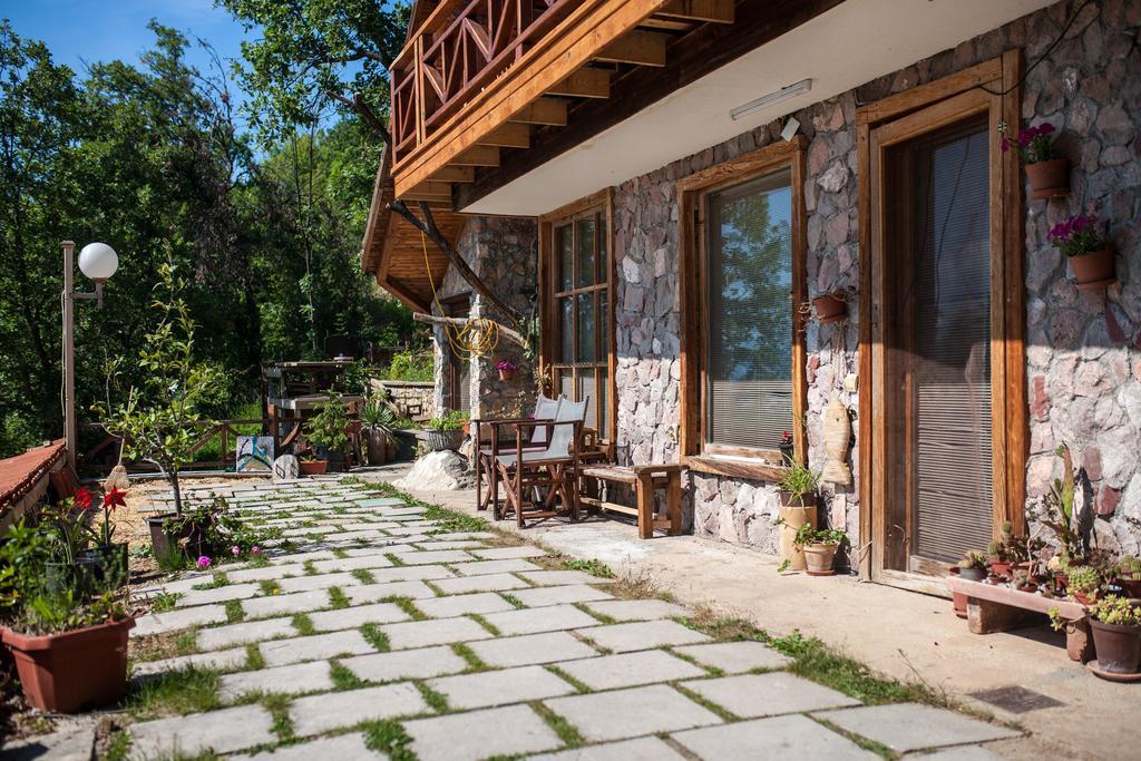 Robinson Sunset Guest House Lagadin Extérieur photo