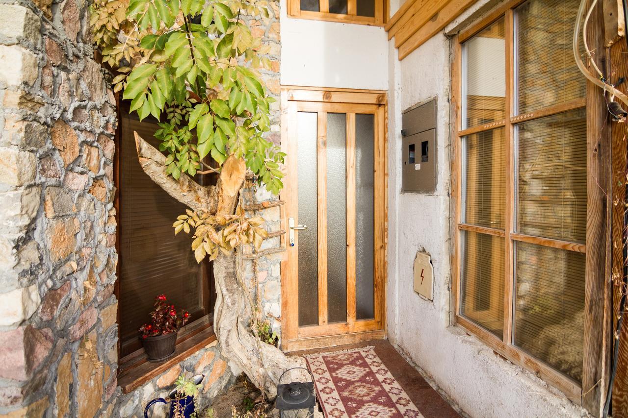 Robinson Sunset Guest House Lagadin Extérieur photo